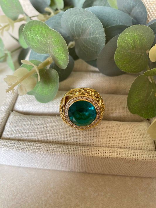 Anillo Laura